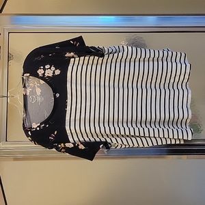 Maurices 24/7 Size 3 Striped Tee